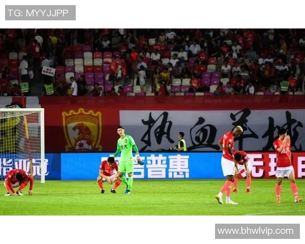 7月22日上海对阵恒大精彩对决回顾及赛后分析